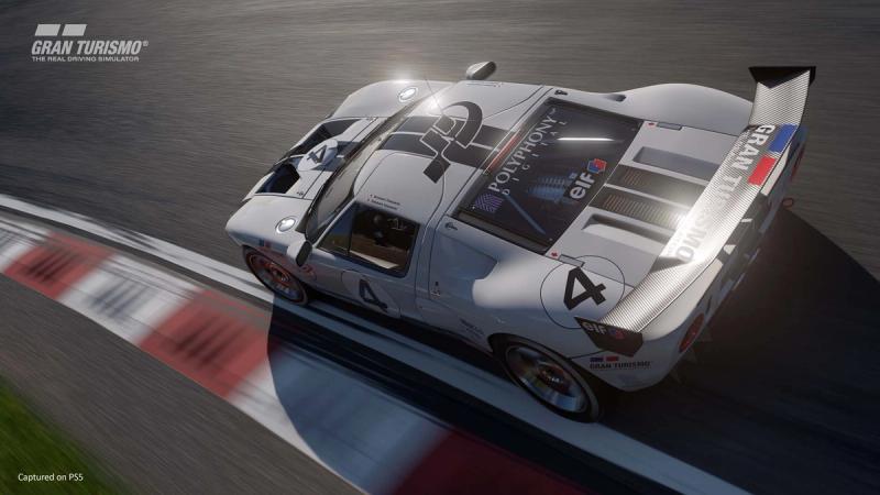 Does Gran Turismo 7 have a free PS5 upgrade?