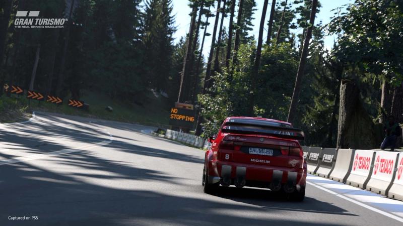 Does Gran Turismo 7 have open world?